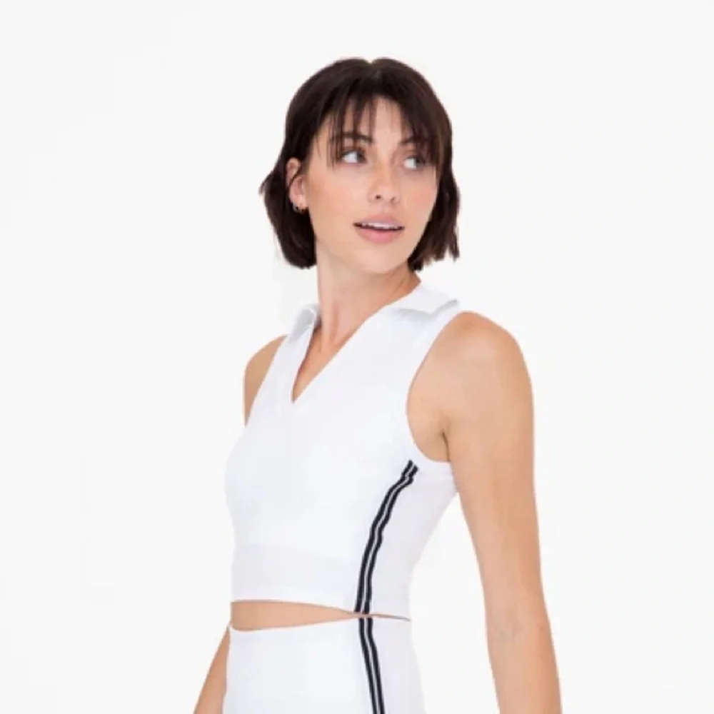 NWT Mono B Side Stripe Cropped Tennis Polo Top - Picture 1 of 5
